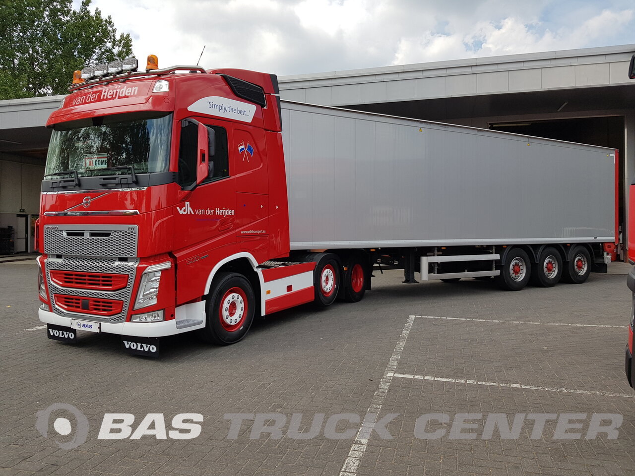 Afleveringen Van Der Heijden B.V. | BAS Truck Center