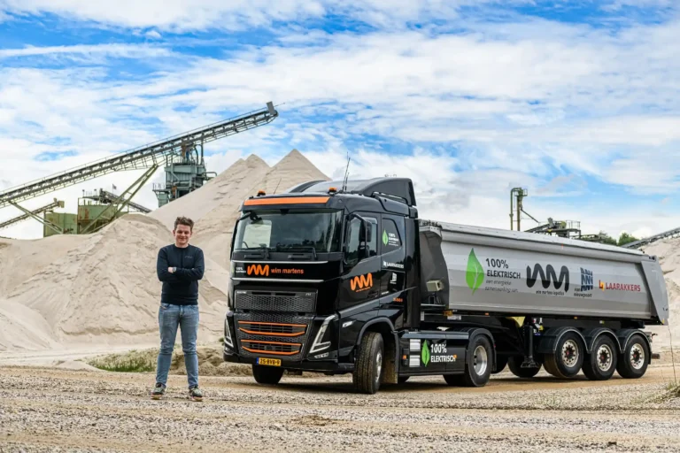 Wim Martens Logistics rijdt 100% elektrisch met Volvo FH 4×2 Electric.
