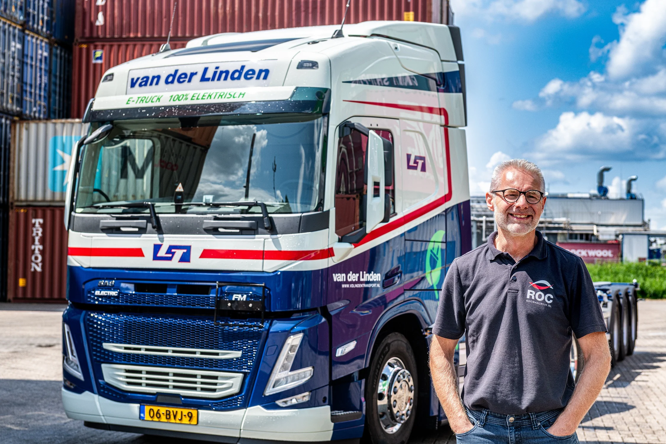 Persbericht_-_Van_der_Linden_Groep_zet_verduurzaming_voort_met_nieuwe_Volvo_Trucks_31689598729.webp
