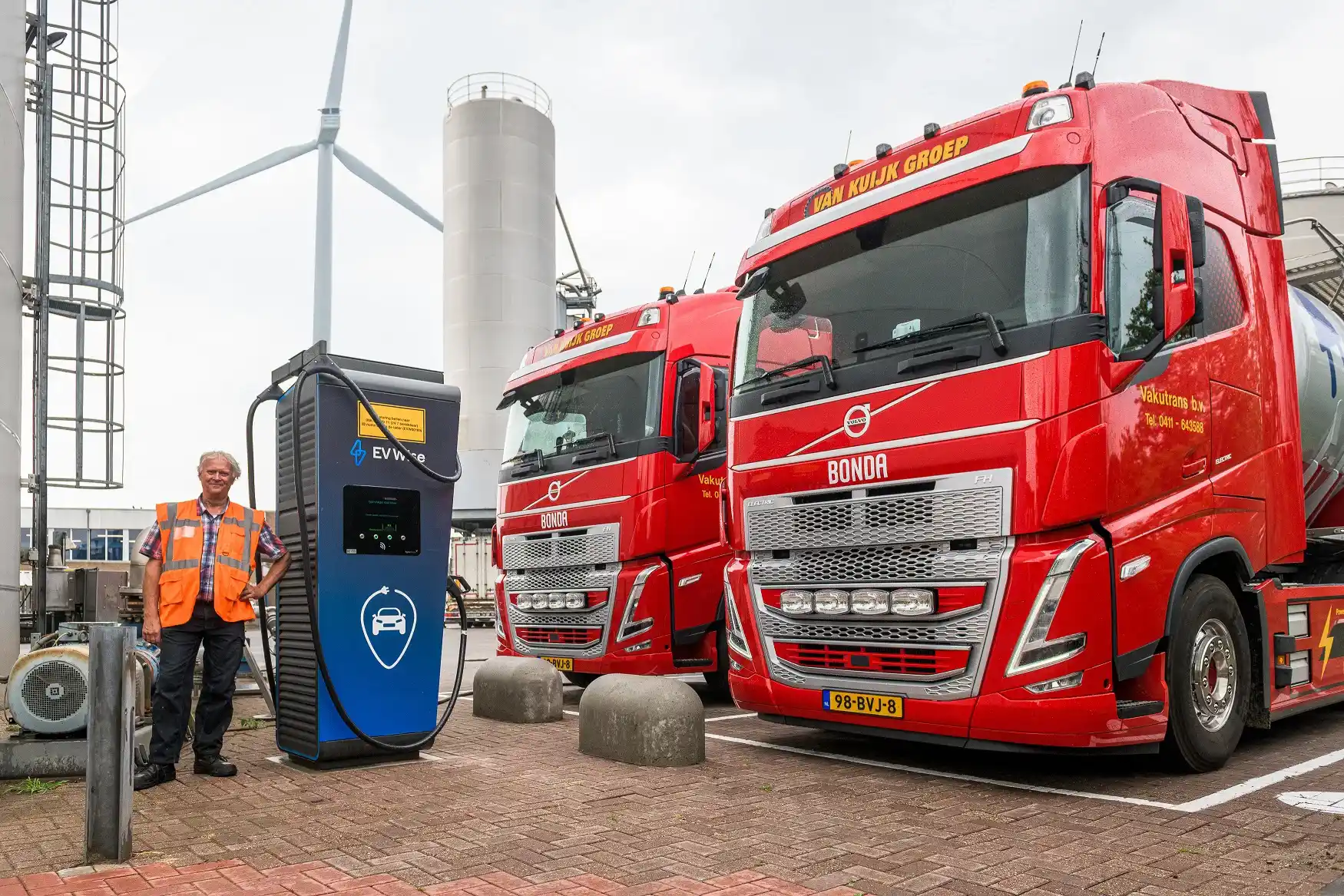 Vakutrans_Max_Zomerdijk_Chauffeur1688462501_11zon.webp