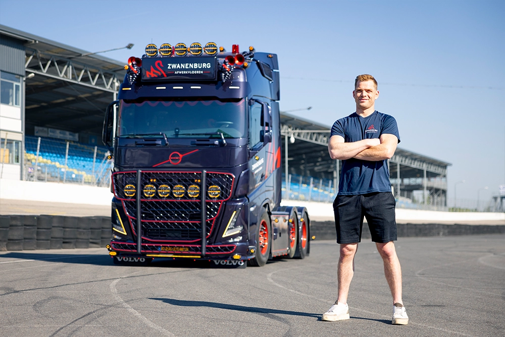 Volledig gecustomized: de nieuwe Volvo FH 6×2 van Zwanenburg